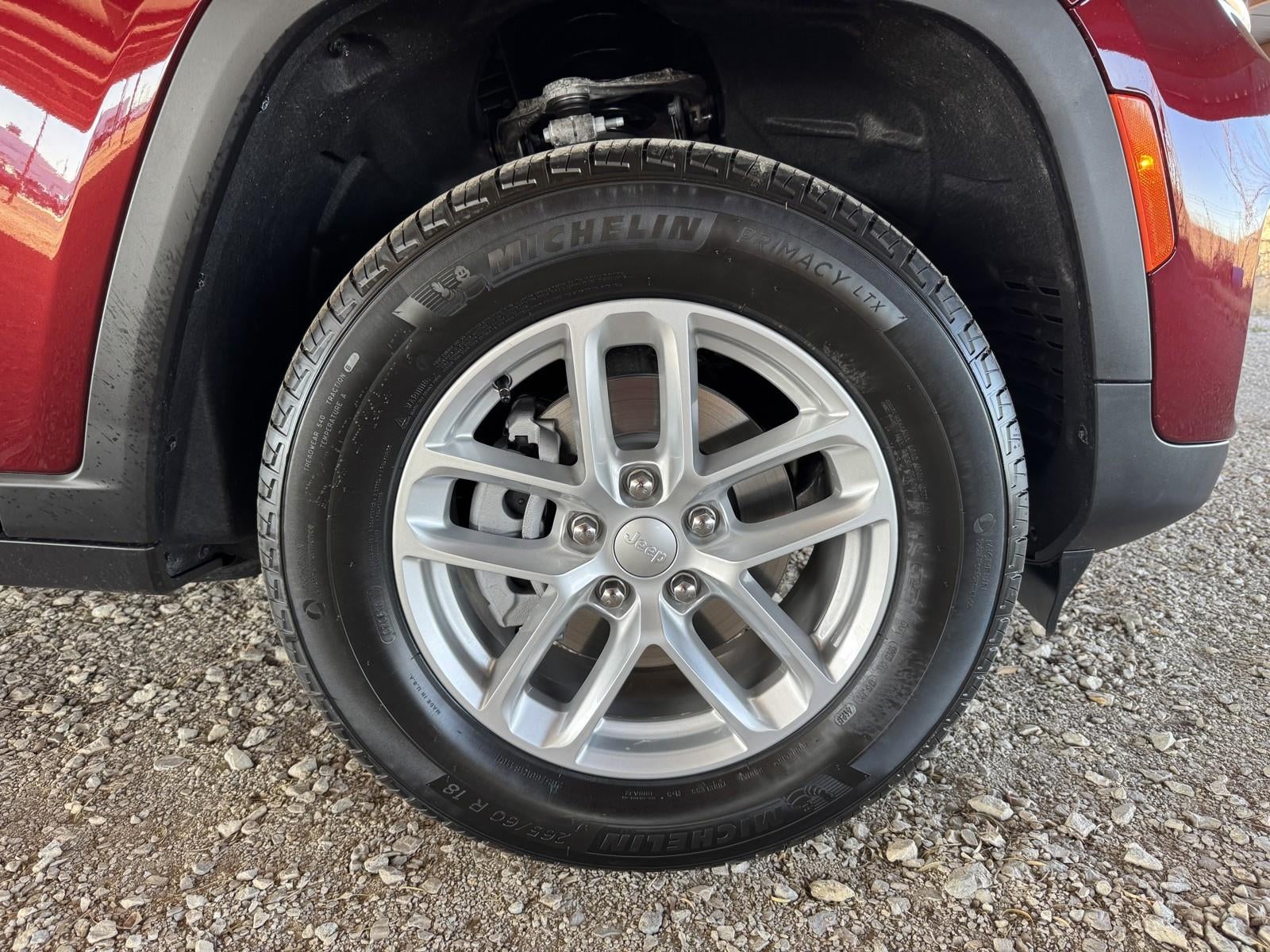 2025 Jeep Grand Cherokee GRAND CHEROKEE LAREDO 4X2