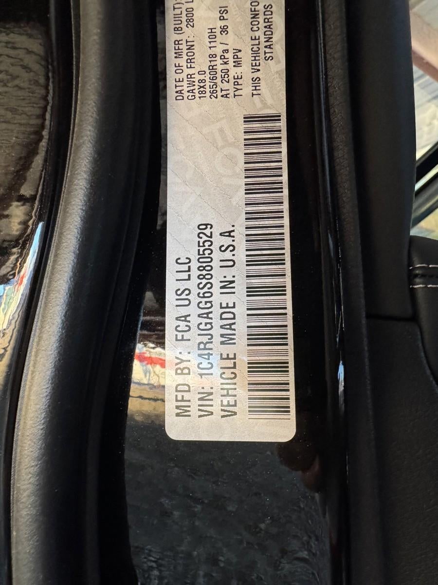 2025 Jeep Grand Cherokee GRAND CHEROKEE LAREDO 4X2