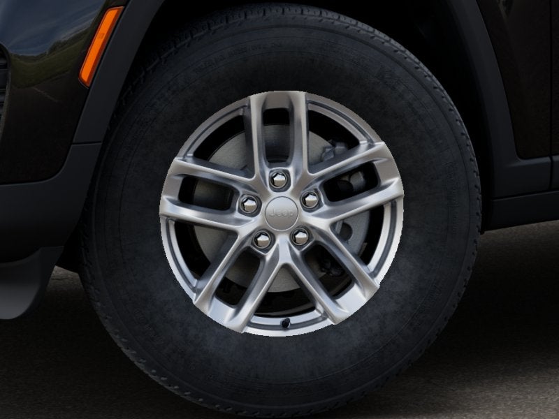 2025 Jeep Grand Cherokee GRAND CHEROKEE LAREDO 4X2