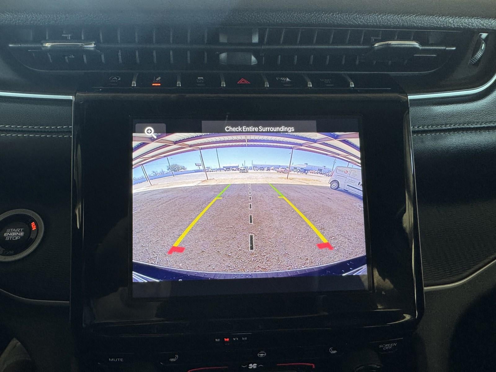 2026 Jeep Grand Cherokee GRAND CHEROKEE LAREDO X 4X2