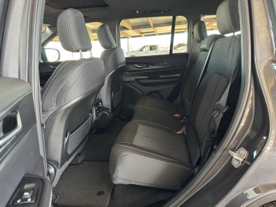 2026 Jeep Grand Cherokee GRAND CHEROKEE LAREDO X 4X2