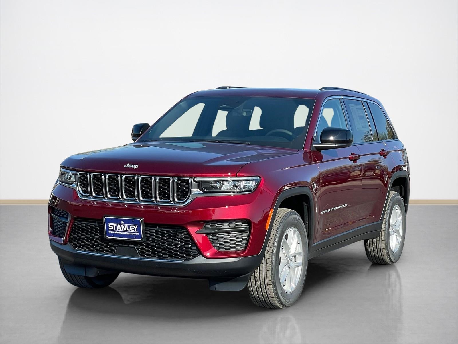 2025 Jeep Grand Cherokee GRAND CHEROKEE LAREDO X 4X2