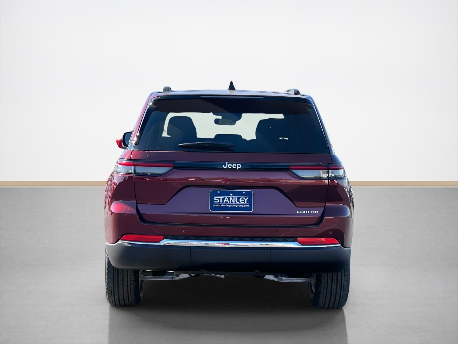 2025 Jeep Grand Cherokee GRAND CHEROKEE LAREDO X 4X2