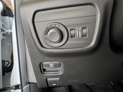 2026 Jeep Grand Cherokee GRAND CHEROKEE LAREDO X 4X2