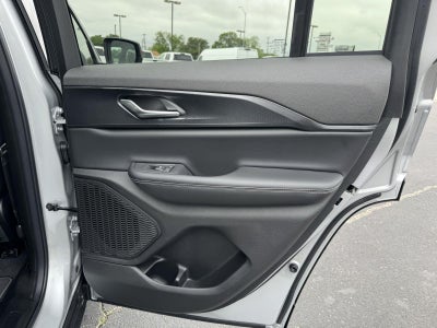2026 Jeep Grand Cherokee GRAND CHEROKEE LAREDO 4X2