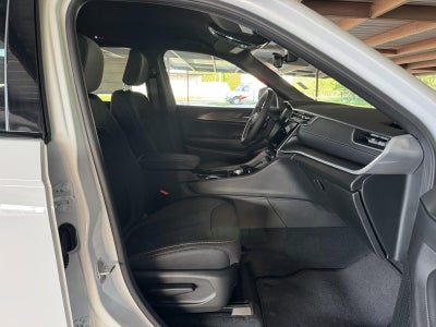 2026 Jeep Grand Cherokee GRAND CHEROKEE LAREDO 4X4