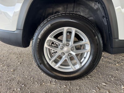 2026 Jeep Grand Cherokee GRAND CHEROKEE LAREDO 4X4
