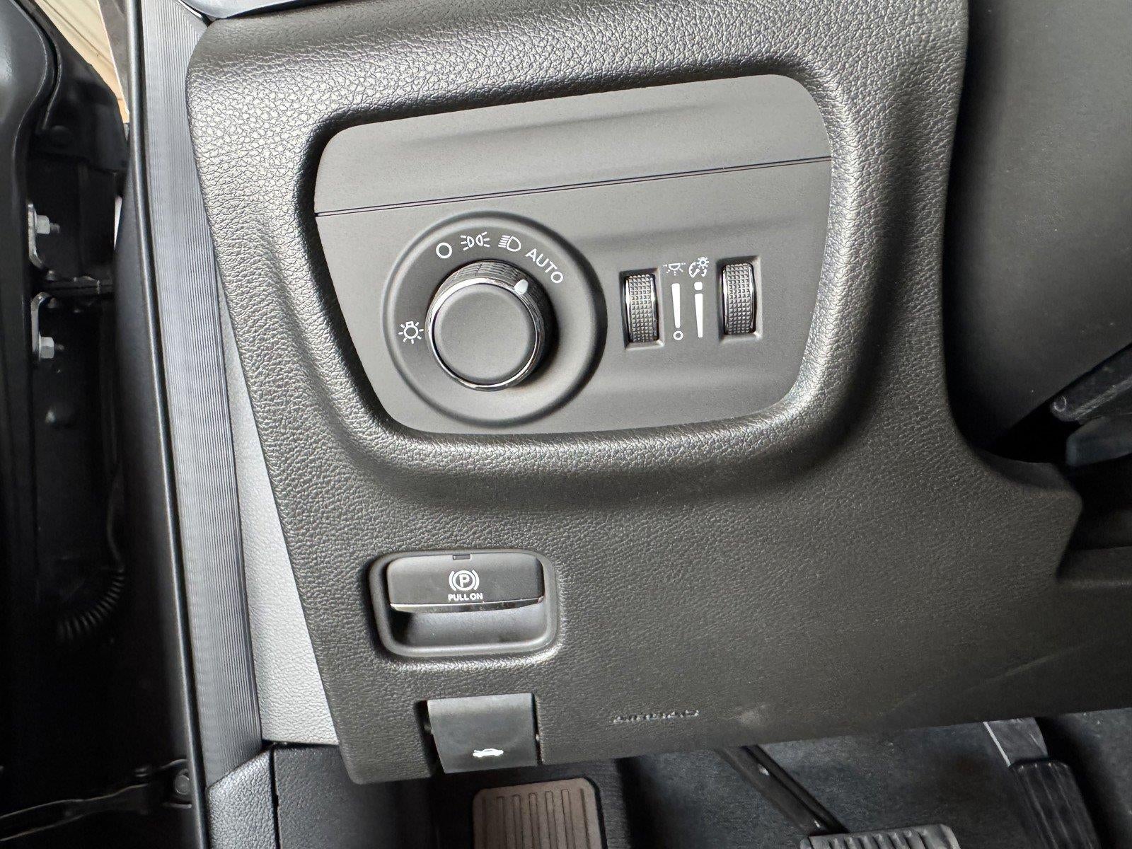 2026 Jeep Grand Cherokee GRAND CHEROKEE L LAREDO X 4X2