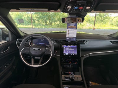 2026 Jeep Grand Cherokee GRAND CHEROKEE L LAREDO X 4X2