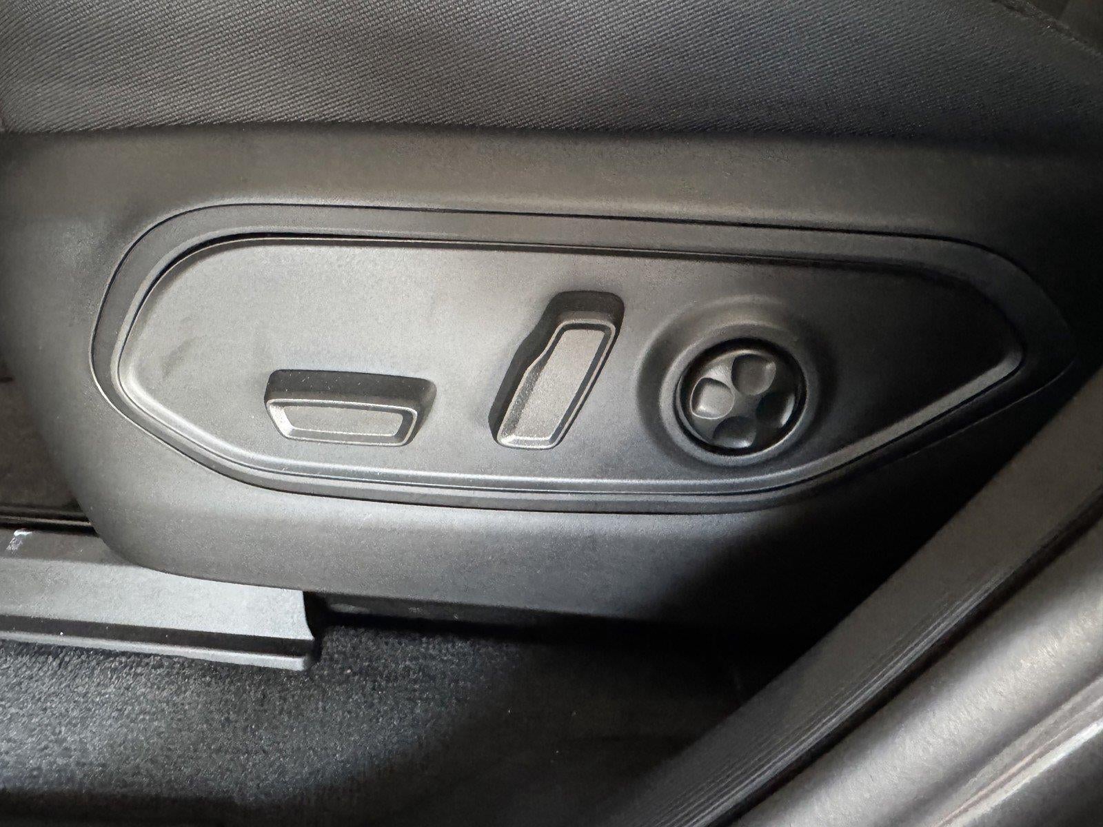 2026 Jeep Grand Cherokee GRAND CHEROKEE L LAREDO X 4X2