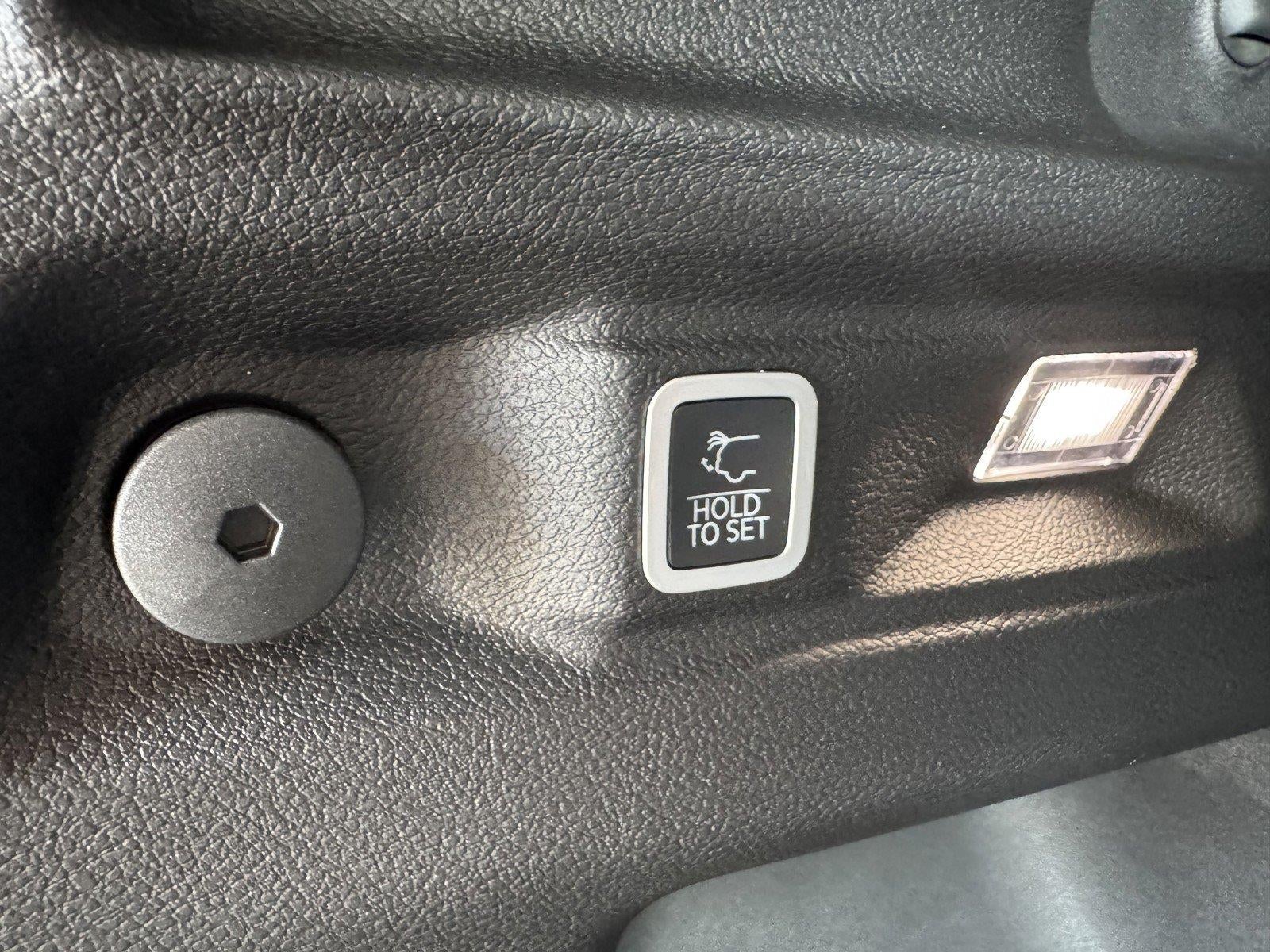 2026 Jeep Grand Cherokee GRAND CHEROKEE L LAREDO X 4X2