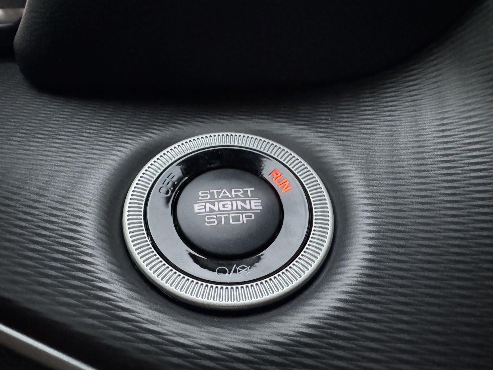 2026 Jeep Grand Cherokee GRAND CHEROKEE L LAREDO 4X2