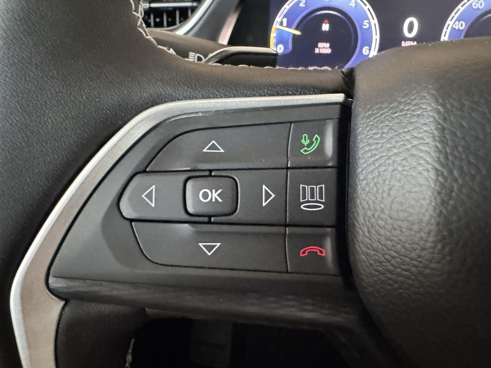 2026 Jeep Grand Cherokee GRAND CHEROKEE L LAREDO X 4X2