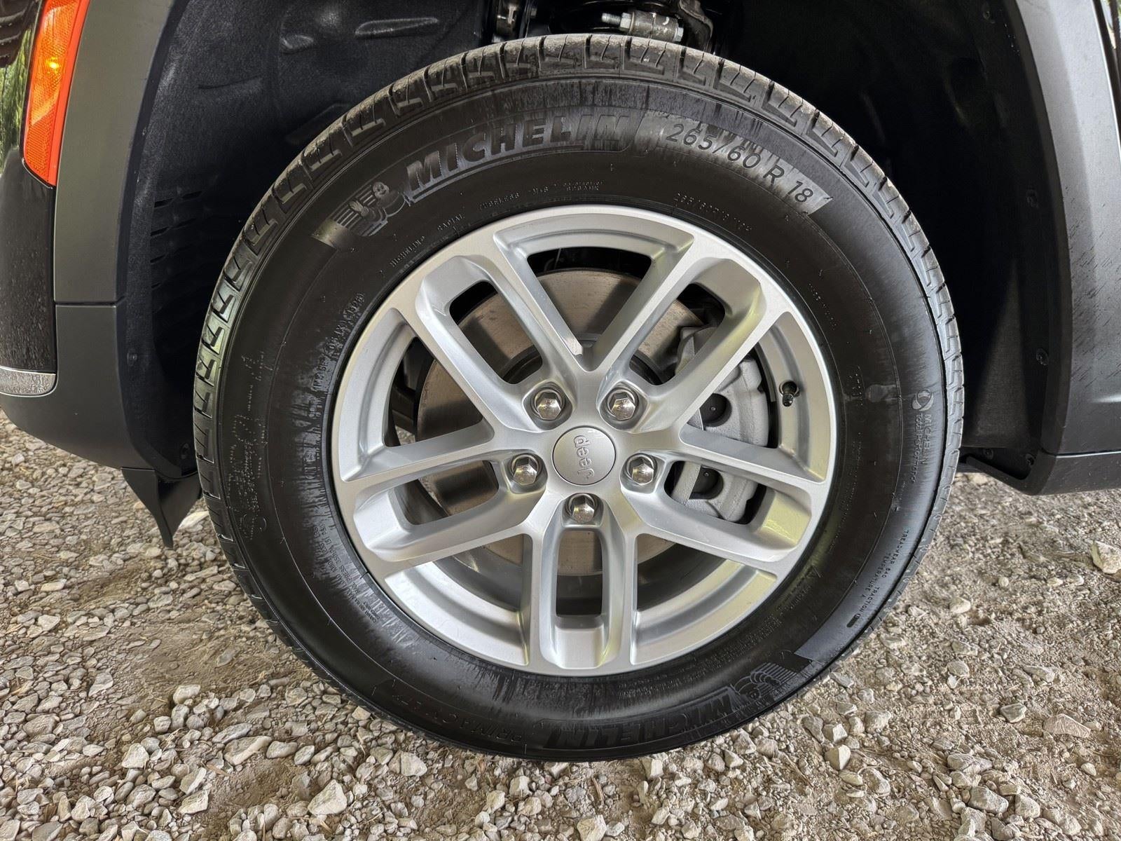 2026 Jeep Grand Cherokee GRAND CHEROKEE L LAREDO X 4X2