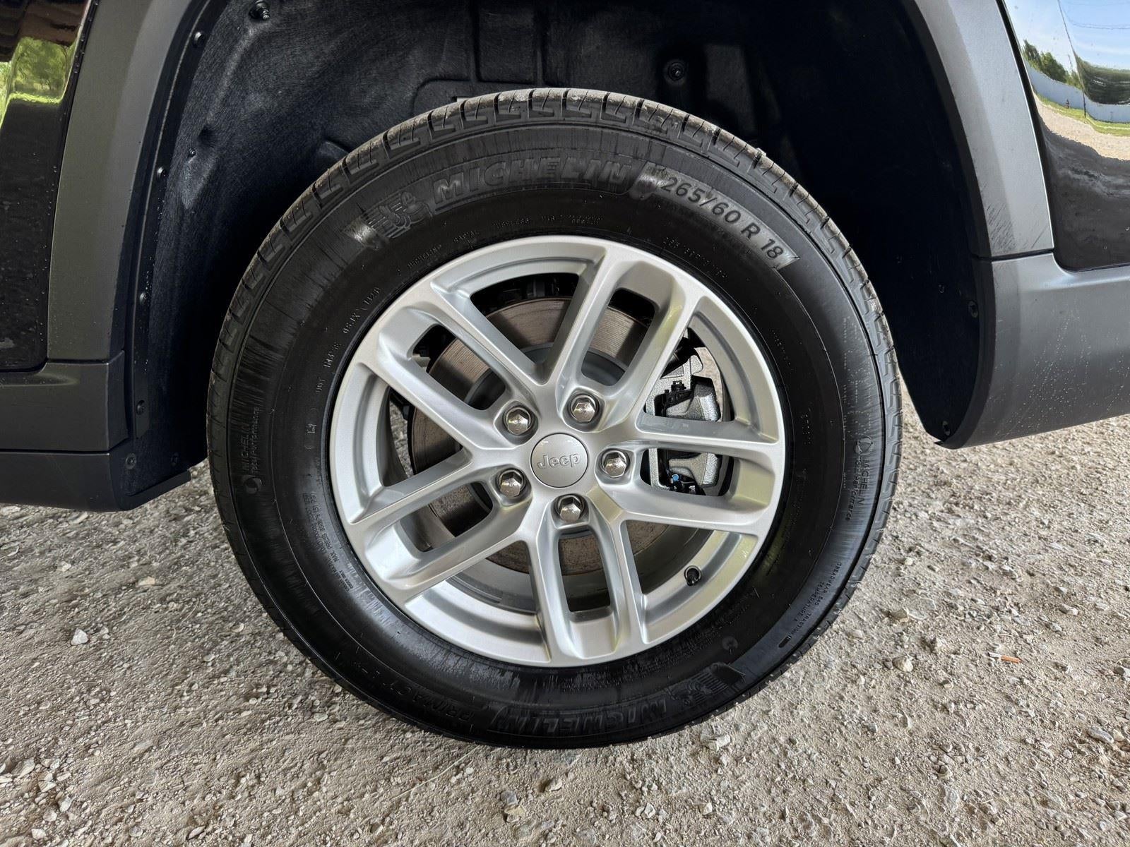 2026 Jeep Grand Cherokee GRAND CHEROKEE L LAREDO X 4X2