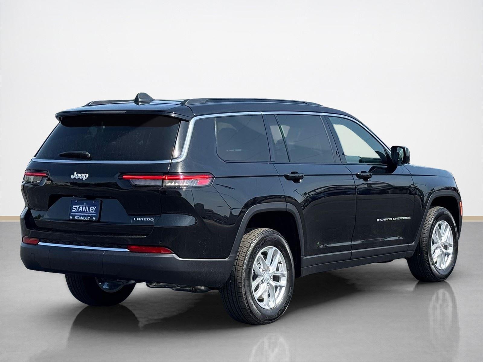 2026 Jeep Grand Cherokee GRAND CHEROKEE L LAREDO X 4X2