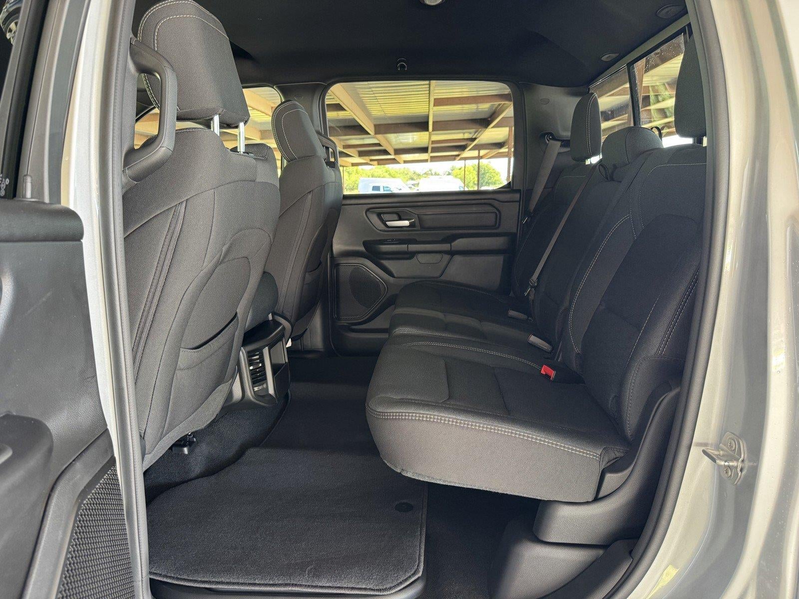 2026 RAM 1500 RAM 1500 TRADESMAN CREW CAB 4X4 5'7' BOX