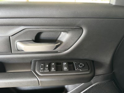2027 RAM Ram 1500 RAM 1500 EXPRESS CREW CAB 4X4 5'7' BOX