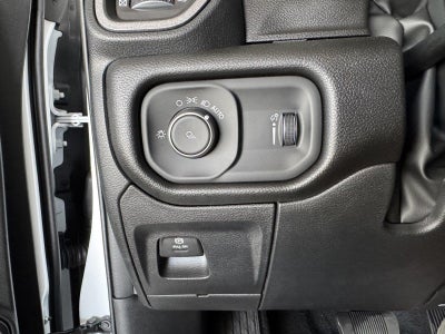 2026 RAM Ram 1500 RAM 1500 TRADESMAN CREW CAB 4X4 5'7' BOX