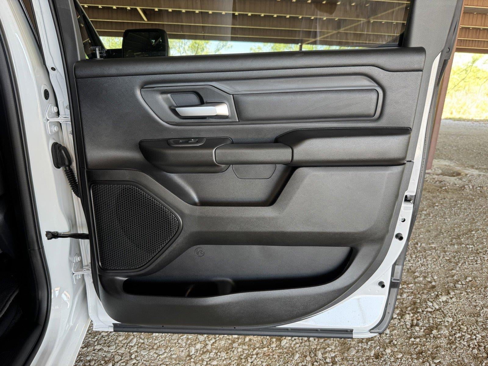 2026 RAM Ram 1500 RAM 1500 TRADESMAN CREW CAB 4X4 5'7' BOX