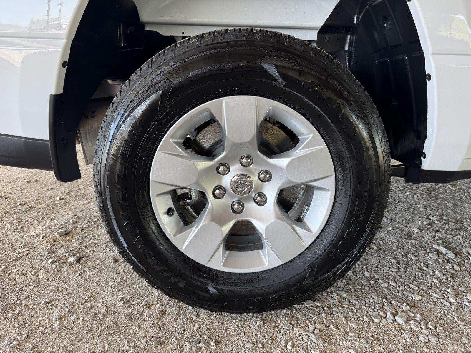 2026 RAM Ram 1500 RAM 1500 TRADESMAN CREW CAB 4X4 5'7' BOX