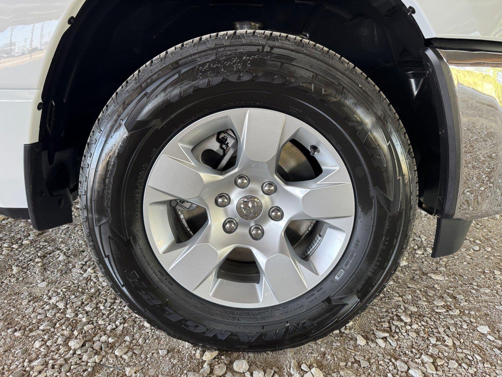 2026 RAM Ram 1500 RAM 1500 TRADESMAN CREW CAB 4X4 5'7' BOX