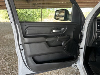 2026 RAM 1500 RAM 1500 TRADESMAN CREW CAB 4X4 5'7' BOX