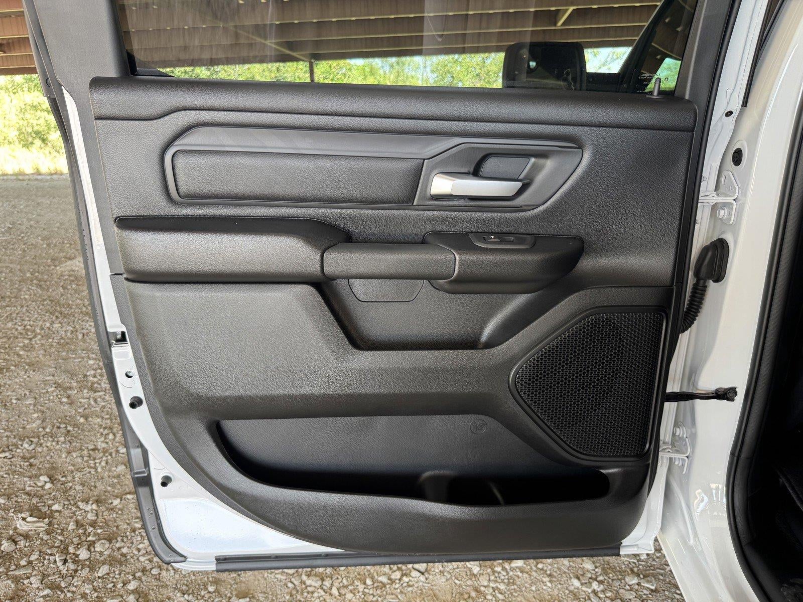 2026 RAM 1500 RAM 1500 TRADESMAN CREW CAB 4X4 5'7' BOX