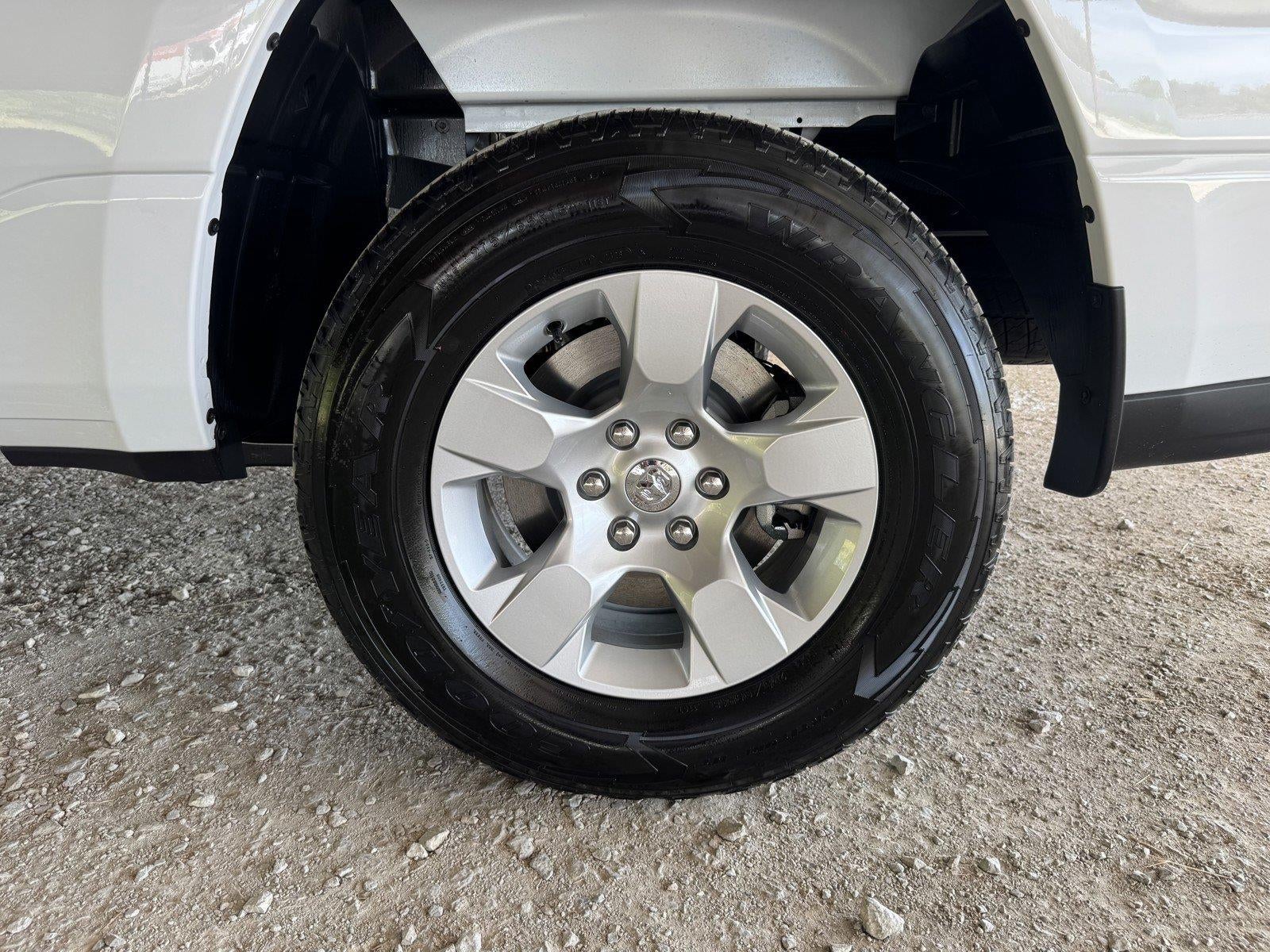 2026 RAM 1500 RAM 1500 TRADESMAN CREW CAB 4X4 5'7' BOX