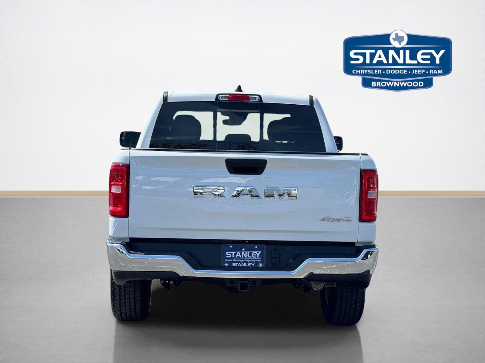 2026 RAM 1500 RAM 1500 TRADESMAN CREW CAB 4X4 5'7' BOX
