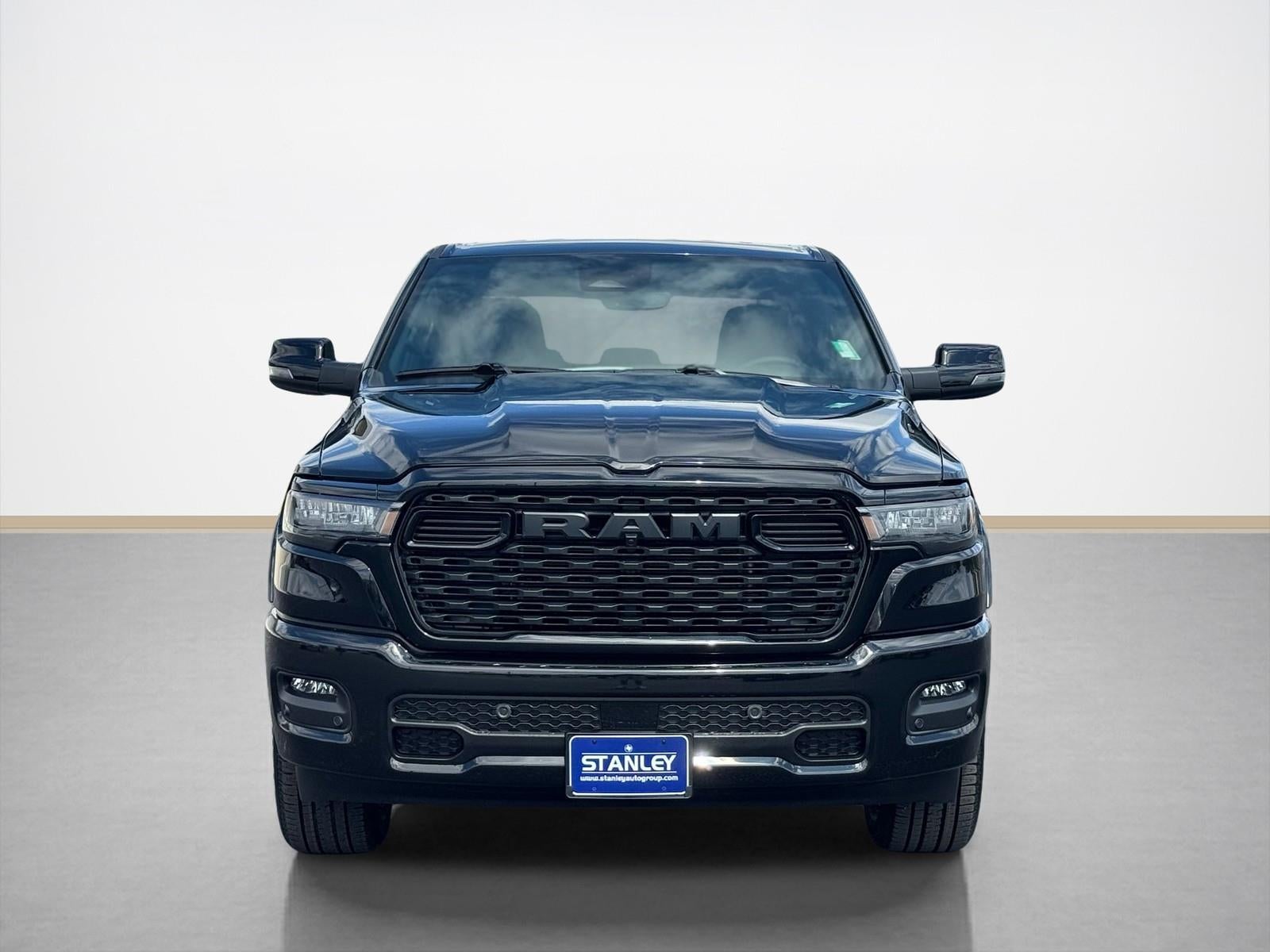 2026 RAM Ram 1500 RAM 1500 LONE STAR CREW CAB 4X4 5'7' BOX