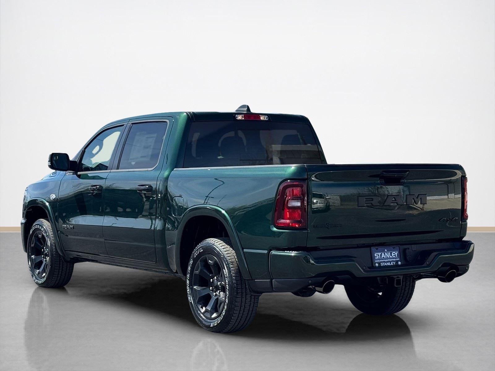 2026 RAM Ram 1500 RAM 1500 LONE STAR CREW CAB 4X4 5'7' BOX