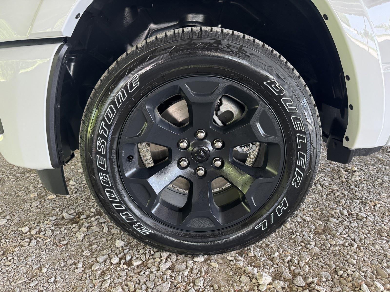 2026 RAM Ram 1500 RAM 1500 LONE STAR CREW CAB 4X4 5'7' BOX