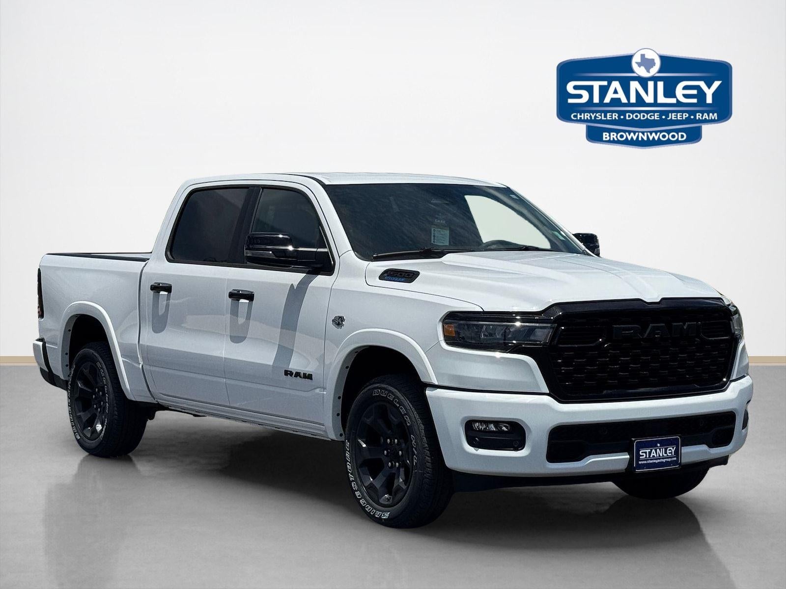 2026 RAM Ram 1500 RAM 1500 LONE STAR CREW CAB 4X4 5'7' BOX