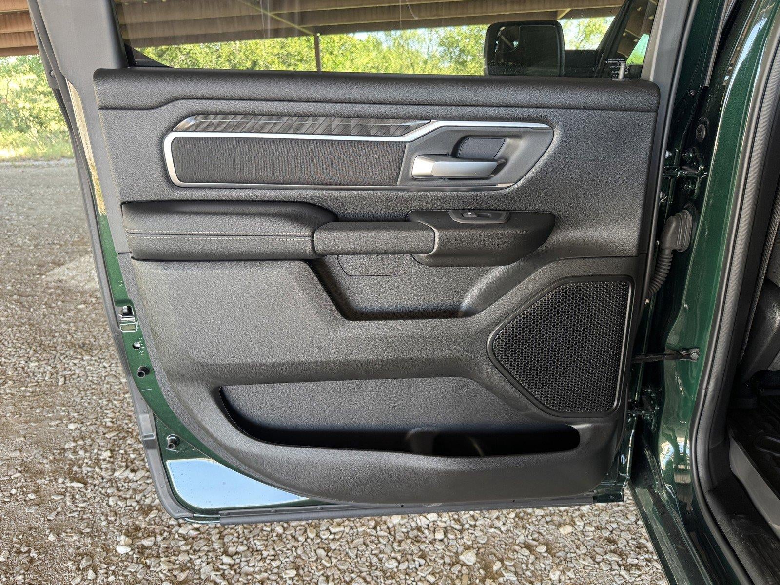 2026 RAM 1500 RAM 1500 LONE STAR CREW CAB 4X4 5'7' BOX
