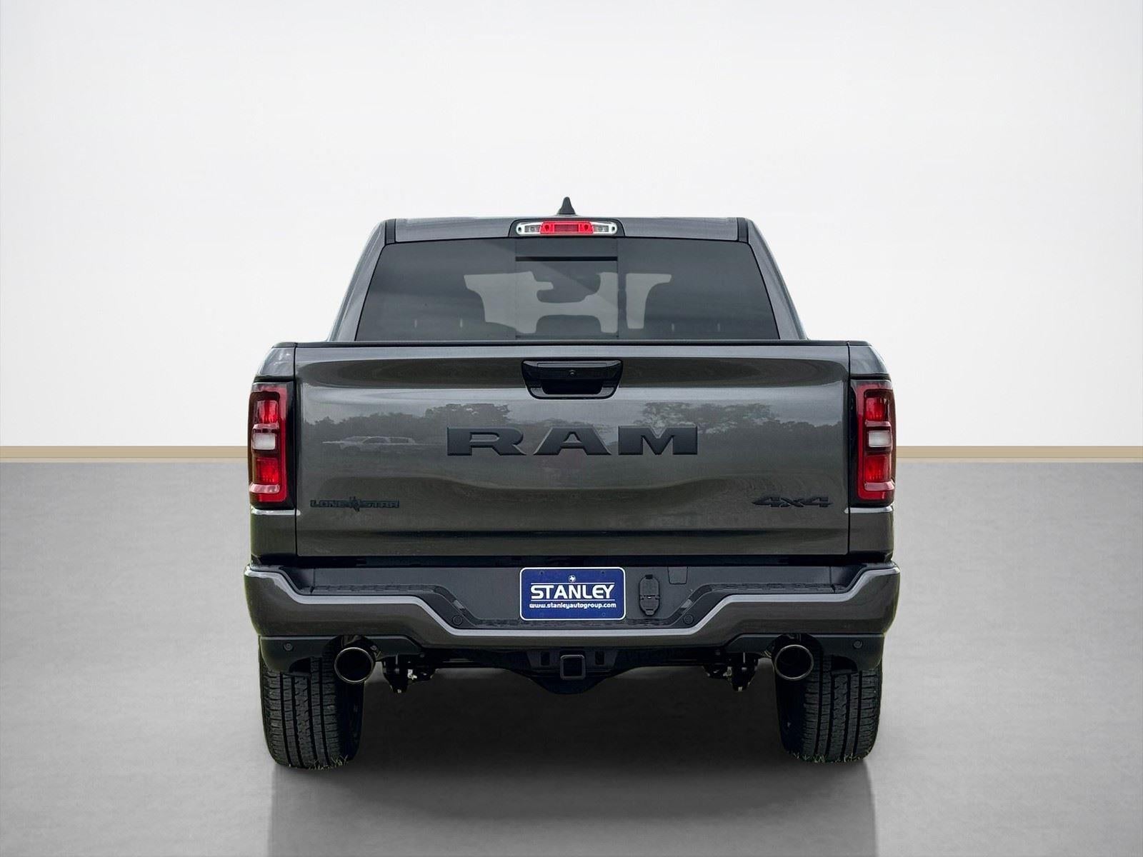 2026 RAM Ram 1500 RAM 1500 LONE STAR CREW CAB 4X4 5'7' BOX