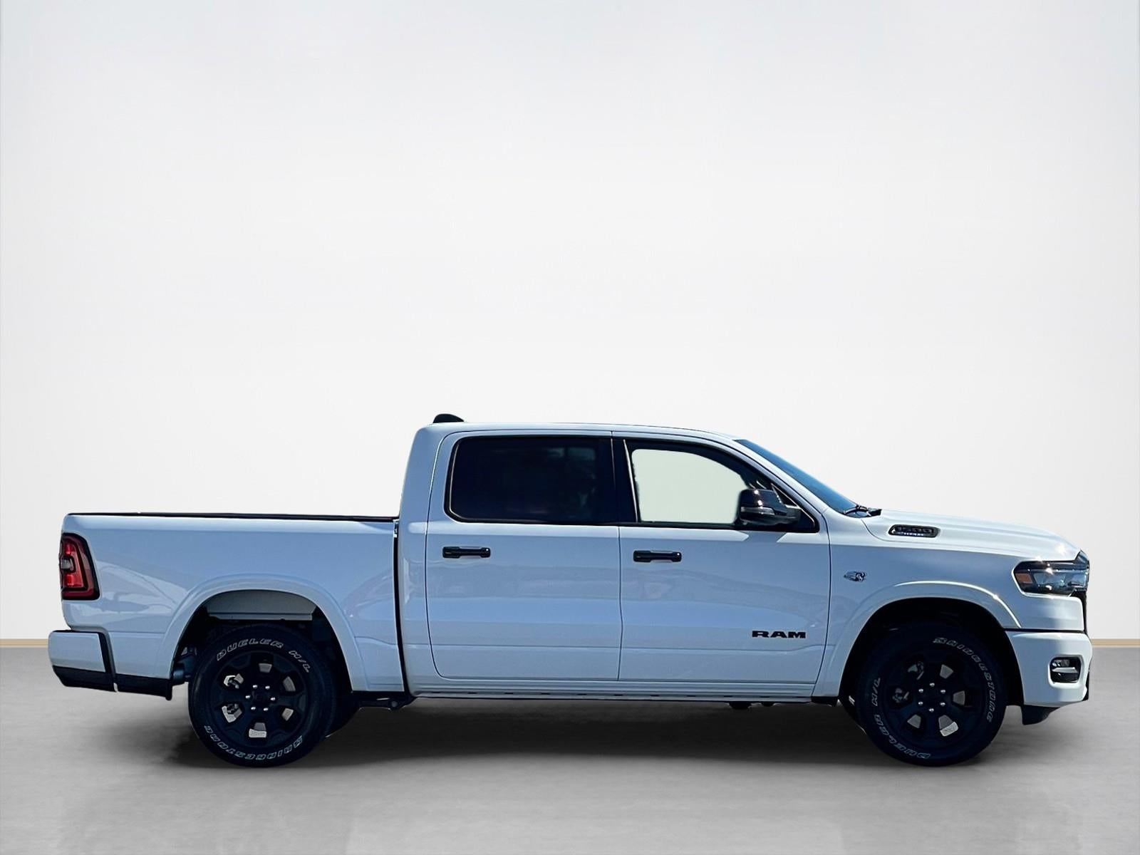 2026 RAM Ram 1500 RAM 1500 LONE STAR CREW CAB 4X4 5'7' BOX