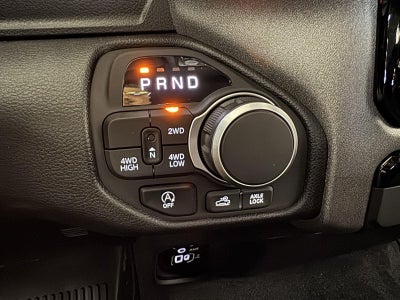 2026 RAM Ram 1500 RAM 1500 WARLOCK CREW CAB 4X4 5'7' BOX