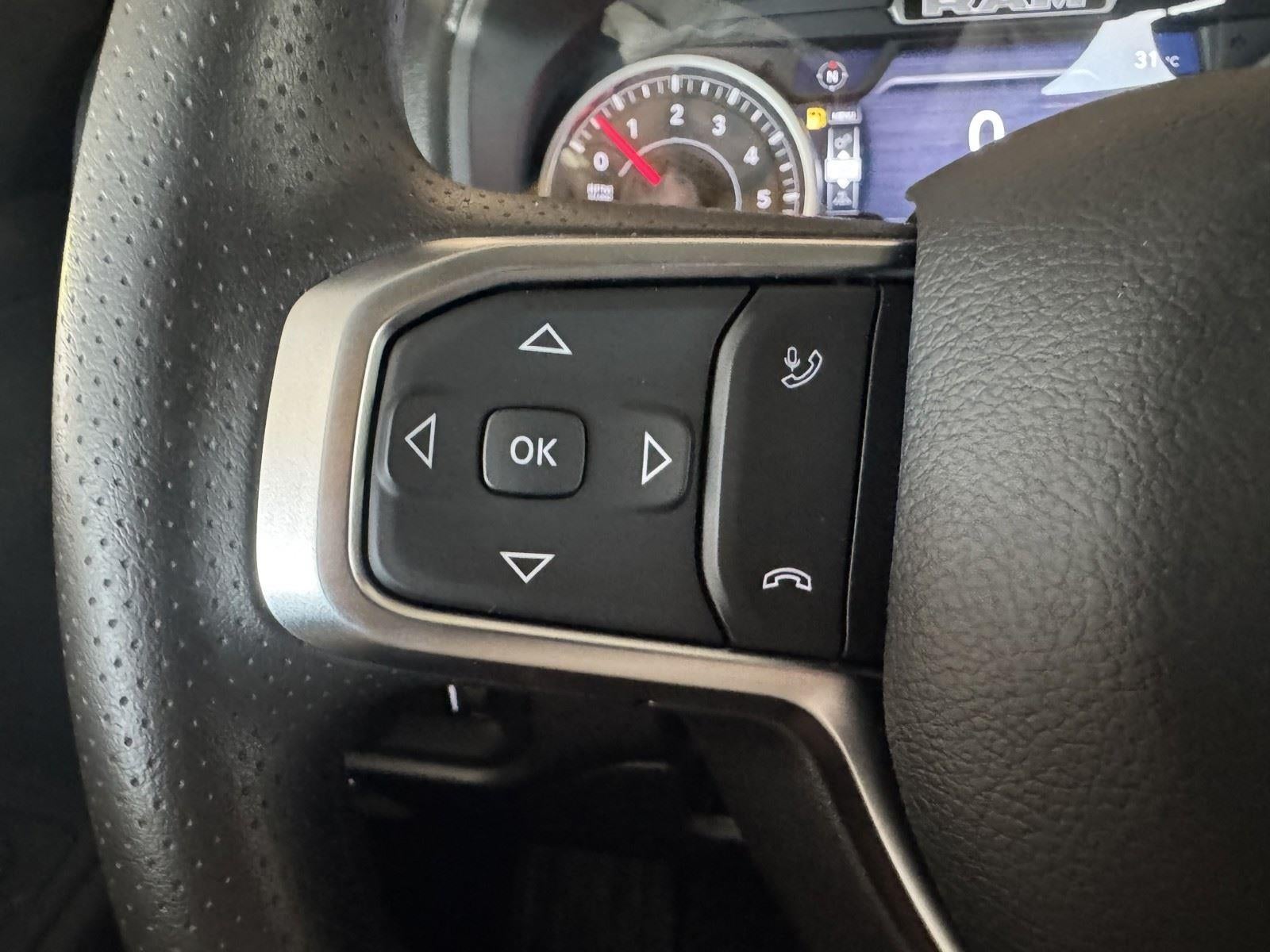 2026 RAM Ram 1500 RAM 1500 WARLOCK CREW CAB 4X4 5'7' BOX