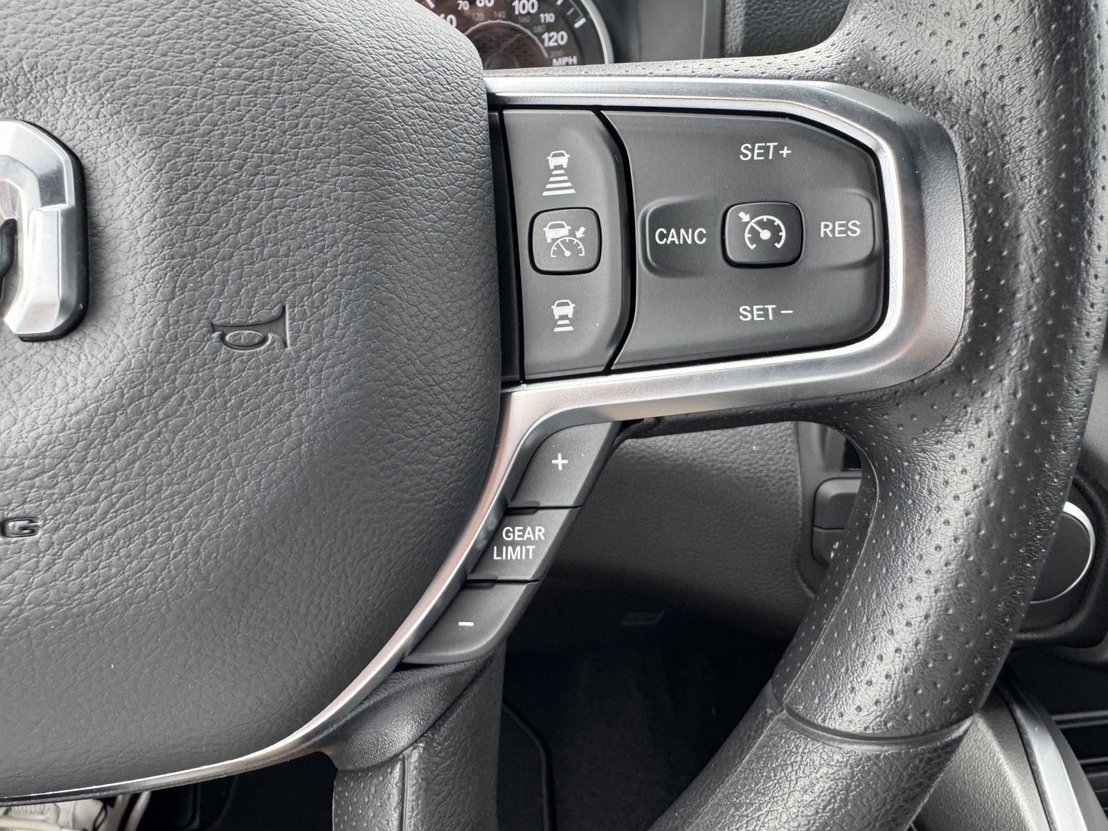 2026 RAM Ram 1500 RAM 1500 EXPRESS CREW CAB 4X4 5'7' BOX