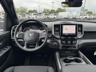 2026 RAM Ram 1500 RAM 1500 EXPRESS CREW CAB 4X4 5'7' BOX