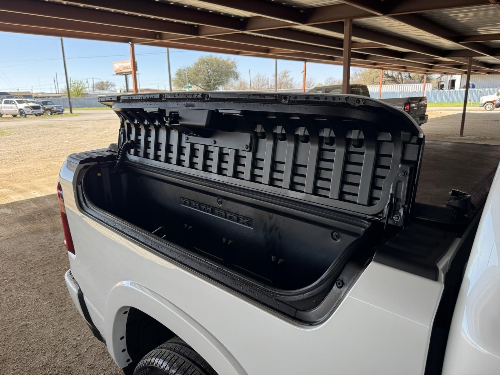 2026 RAM Ram 1500 RAM 1500 LIMITED CREW CAB 4X4 5'7' BOX