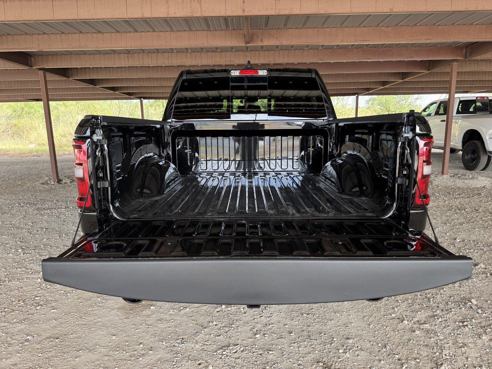 2027 RAM Ram 1500 RAM 1500 REBEL CREW CAB 4X4 5'7' BOX