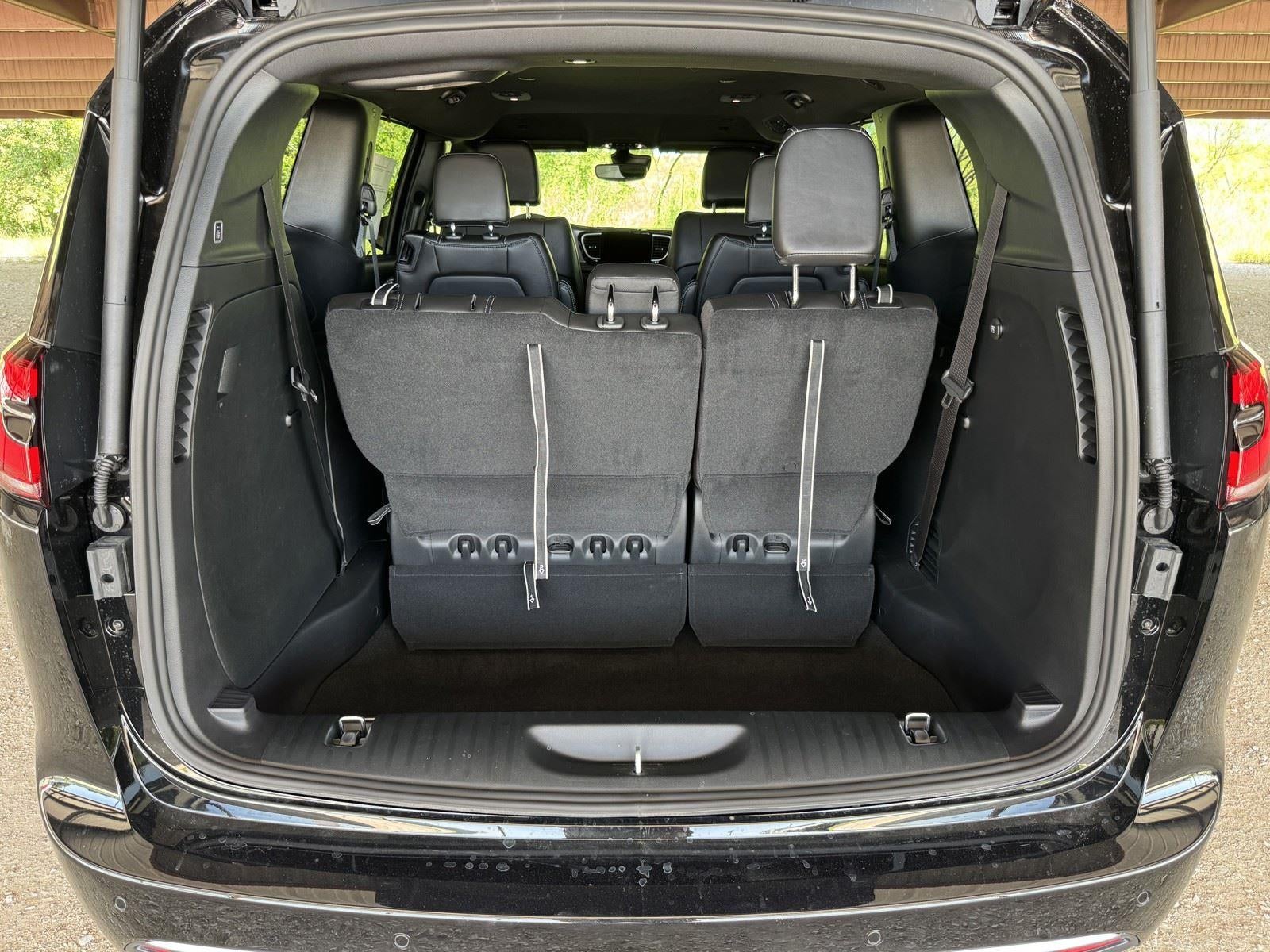 2027 Chrysler Pacifica PACIFICA SELECT