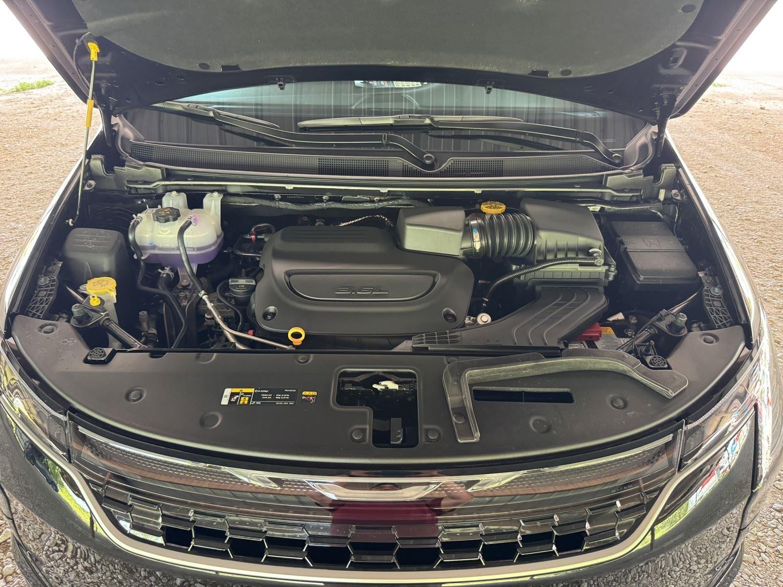 2027 Chrysler Pacifica PACIFICA SELECT