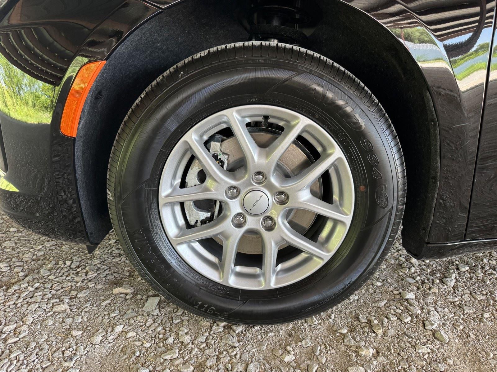 2027 Chrysler Pacifica PACIFICA SELECT