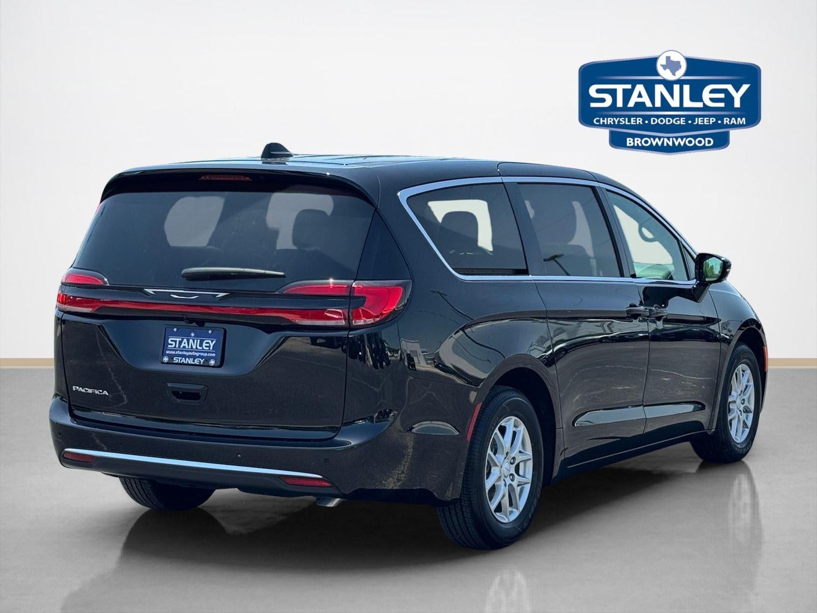 2027 Chrysler Pacifica PACIFICA SELECT
