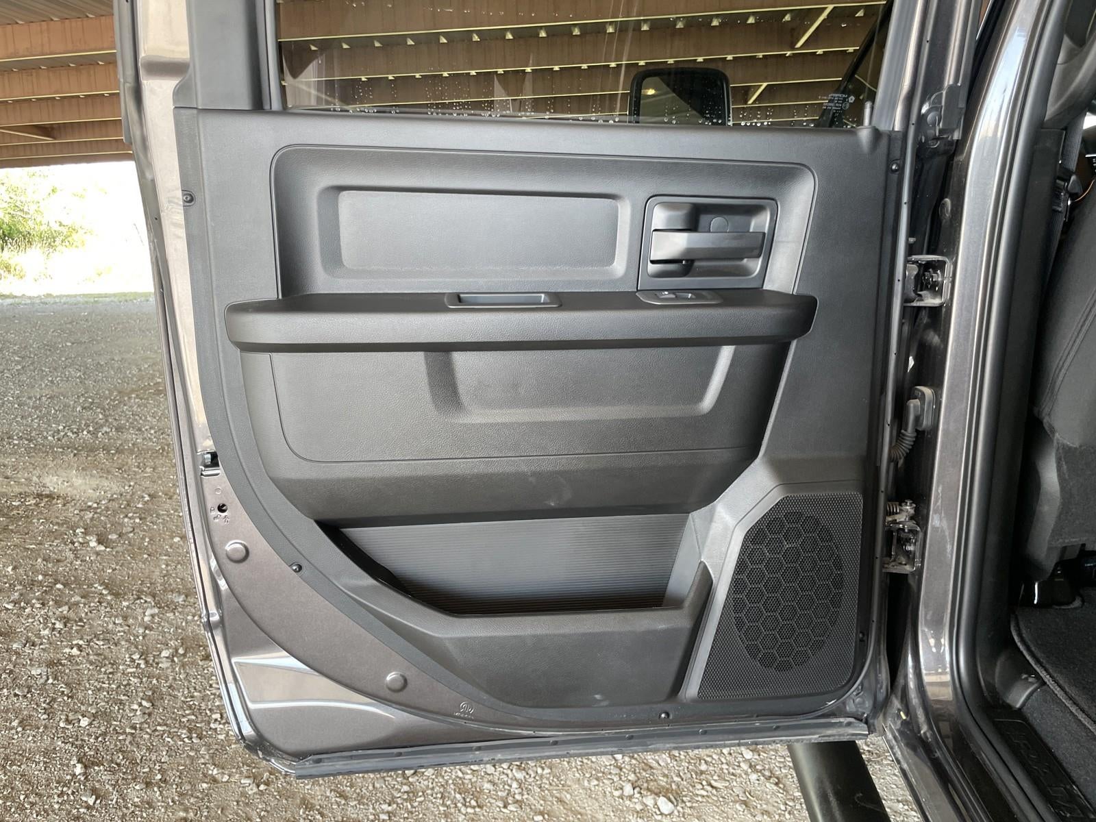 2025 RAM Ram 2500 RAM 2500 TRADESMAN CREW CAB 4X4 6'4' BOX