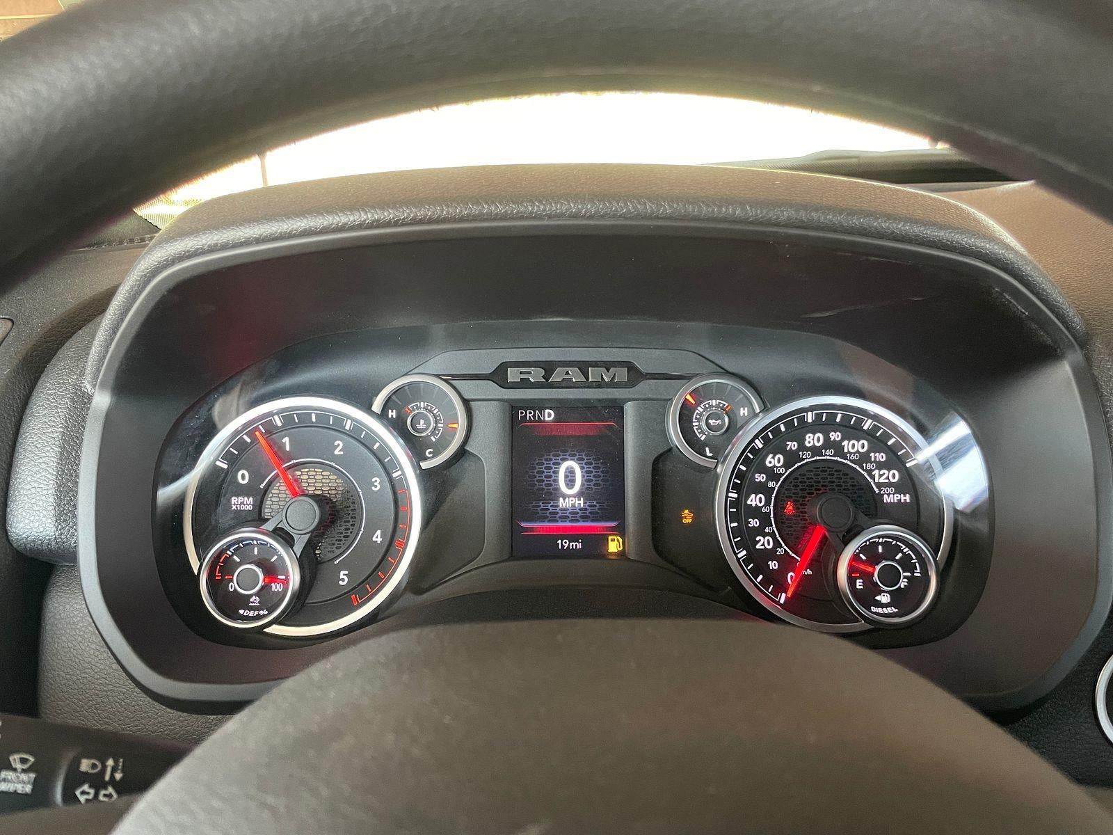 2025 RAM Ram 2500 RAM 2500 TRADESMAN CREW CAB 4X4 6'4' BOX