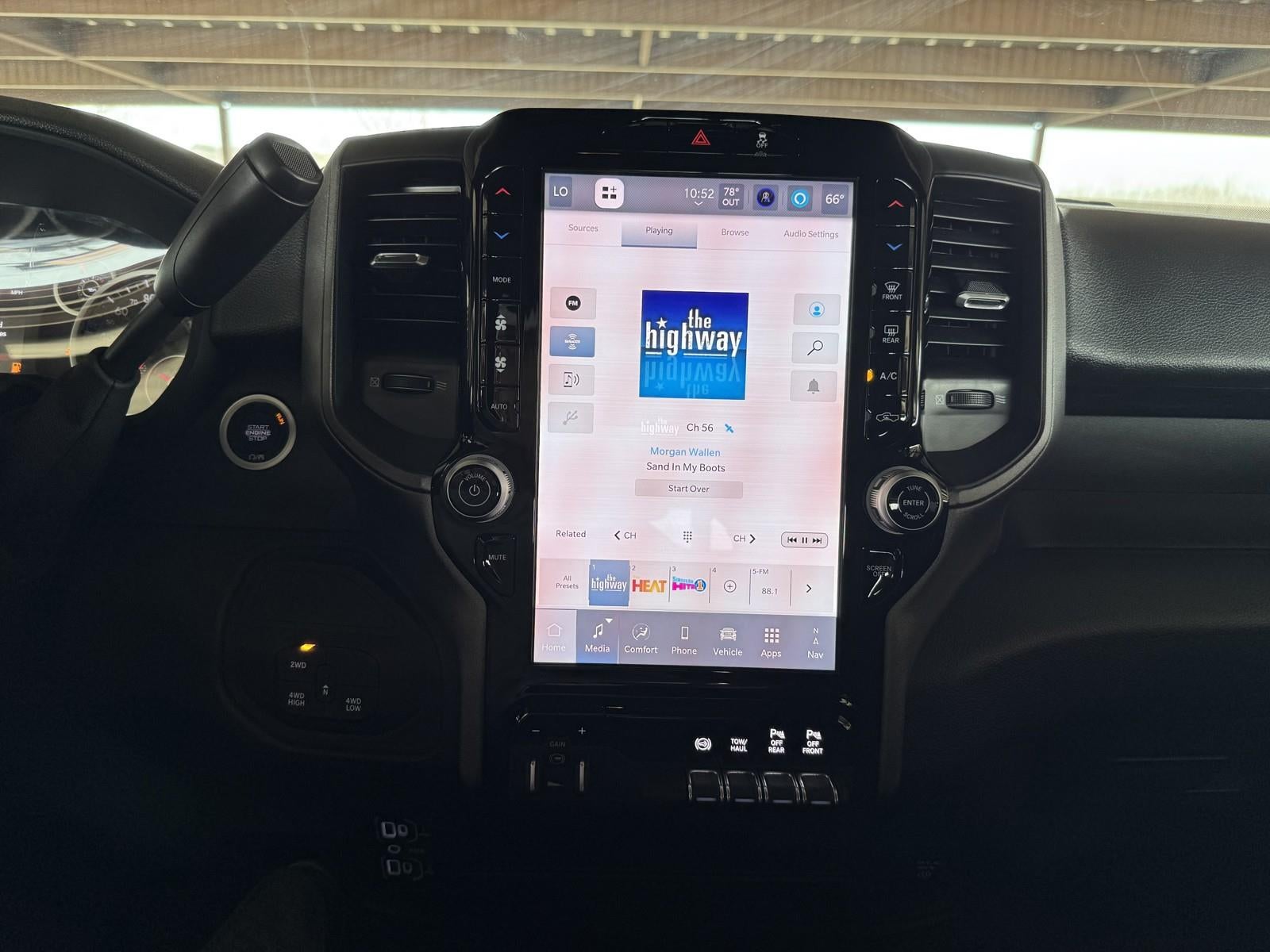 2026 RAM Ram 3500 RAM 3500 TRADESMAN CREW CAB 4X4 8' BOX